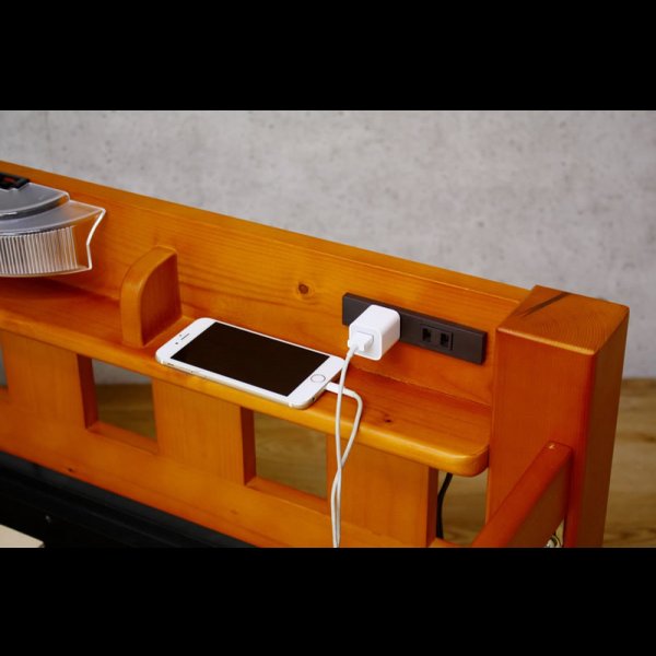 画像12: 棚照明付き・北欧パイン材仕様おしゃれデザイン二段ベッド【Clive】お買い得