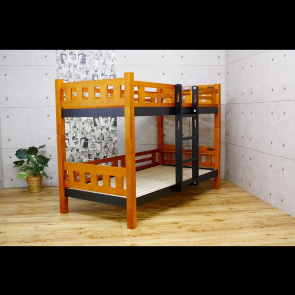 画像18: 棚照明付き・北欧パイン材仕様おしゃれデザイン二段ベッド【Clive】お買い得