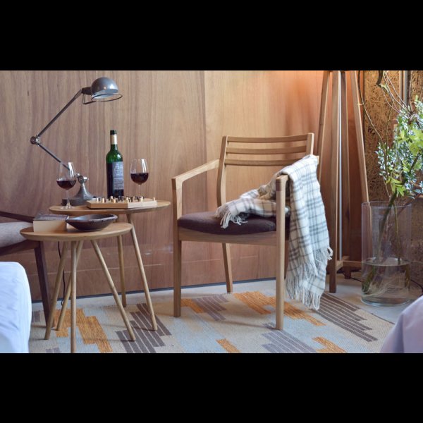 画像18: デザインが美しい日本製ダイニングチェア【Fabian】選べる肘タイプ