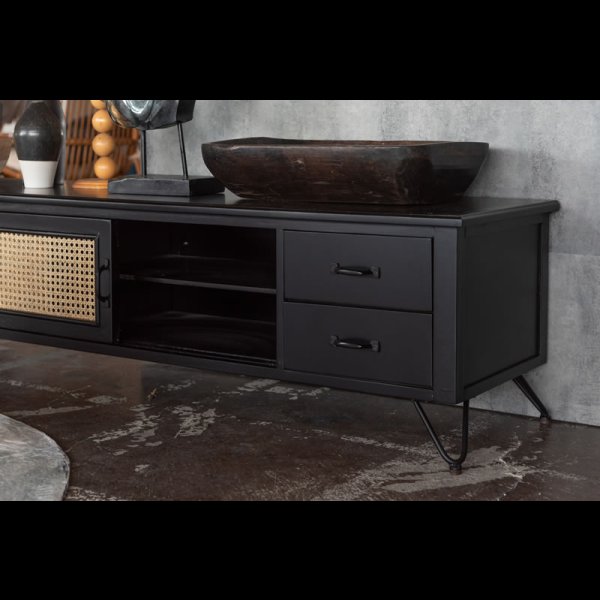 画像9: ラタンとブラックカラーの木材がおしゃれなTVボード＆チェスト【Meredith】