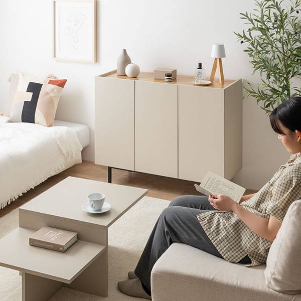 バイカラーがおしゃれ！スチール脚付きキャビネット【Karin】 幅100 グレージュ／ナチュラルを通販で激安販売