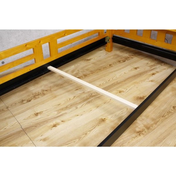 画像15: おしゃれなバイカラーデザインが大人気!北欧パイン材仕様三段ベッド【Clive】 (15)