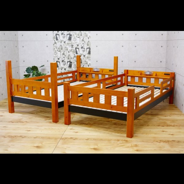 画像8: 棚照明付き・北欧パイン材仕様おしゃれデザイン二段ベッド【Clive】お買い得 (8)