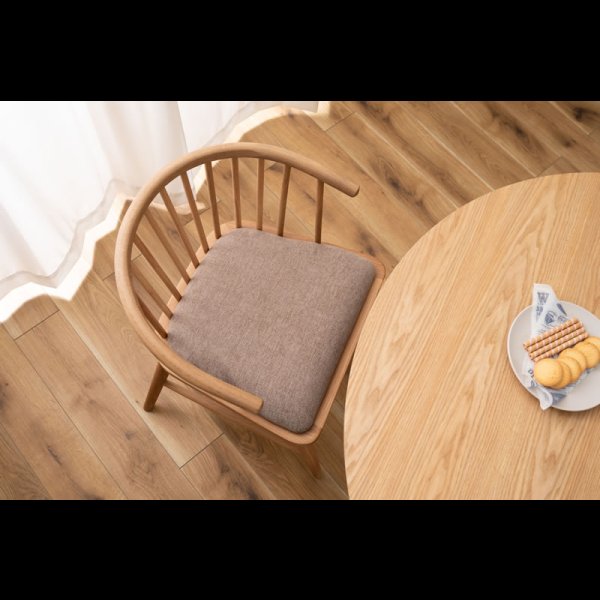 画像9: 身体を包み込む優しいデザインのウィンザーチェア【Wallance】2脚セット (9)