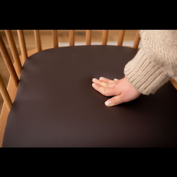 画像18: 身体を包み込む優しいデザインのウィンザーチェア【Wallance】2脚セット (18)